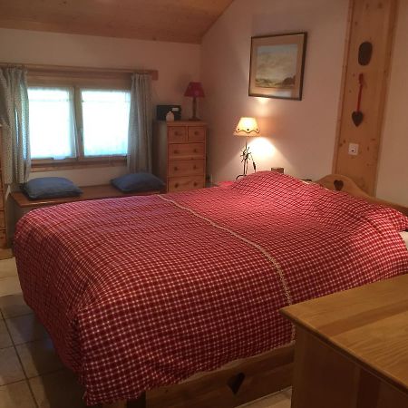 Chalet Les Chouettes Тон Екстер'єр фото